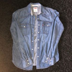 Levi’s denim shirt